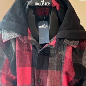 Hollister Men's Hooded Plaid Shirt Jacket in Red and Black
